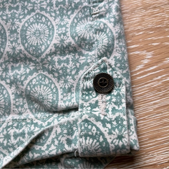 life in progress | Patterned Shorts - Picture 2 of 9